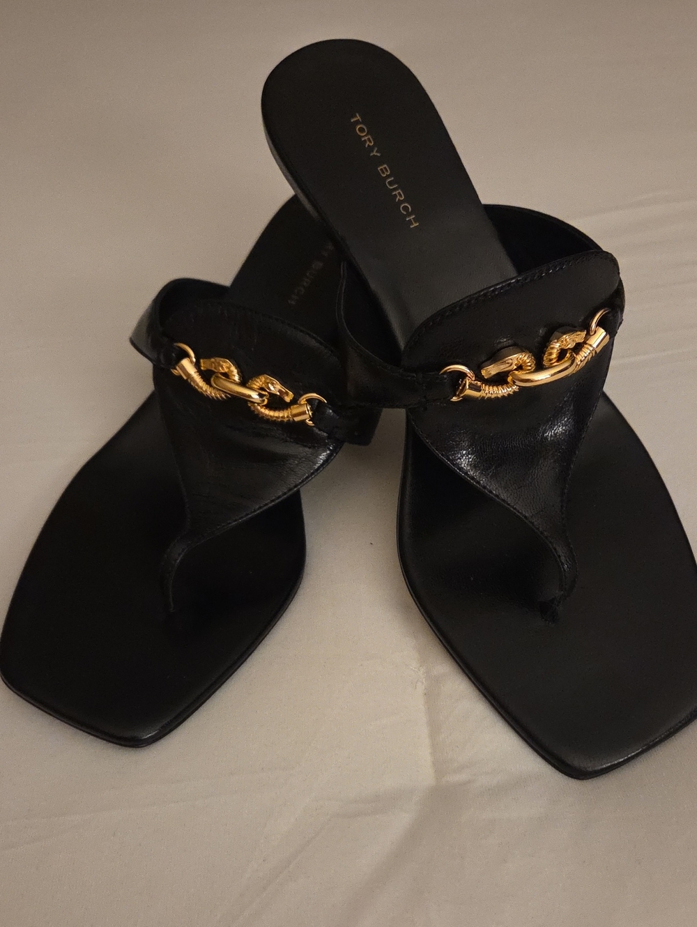 Tory Burch Black Leather Thong Sandals with Gold Chain Detail